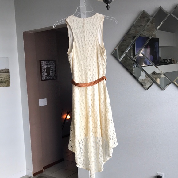 LILY ROSE CREAM DRESS W/BROWN ACCENT BELT SIZE XS IN GREAT CONDITION! - Picture 5 of 5